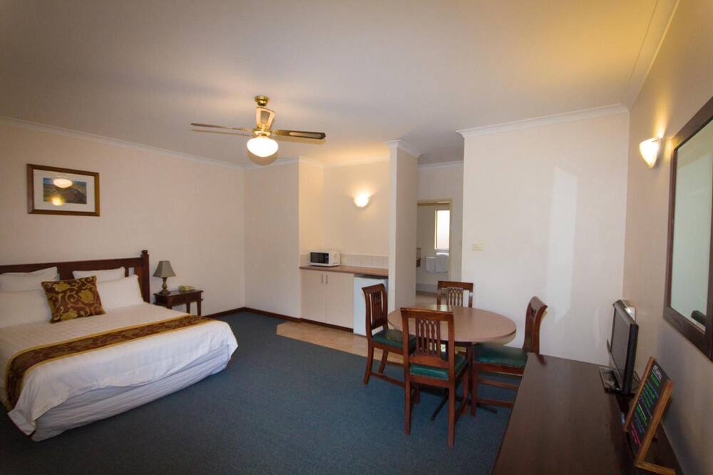 Photo of Bedroom in Walpole