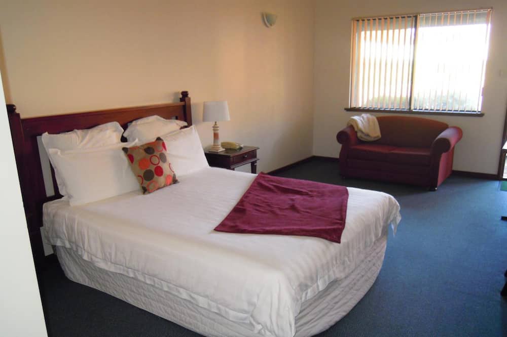 Photo of Bedroom in Walpole