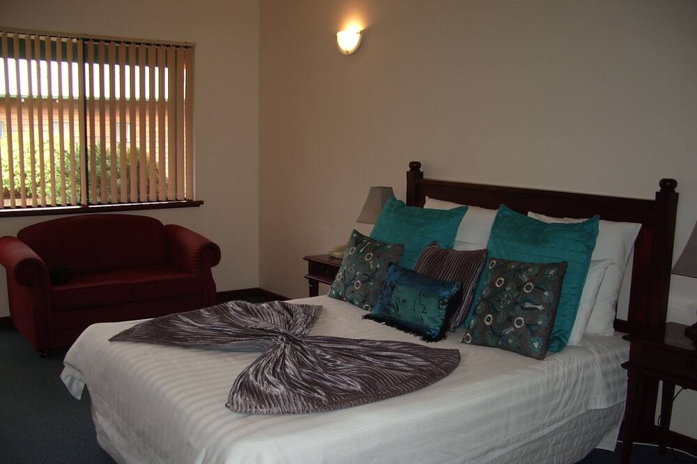 Photo of Bedroom in Walpole