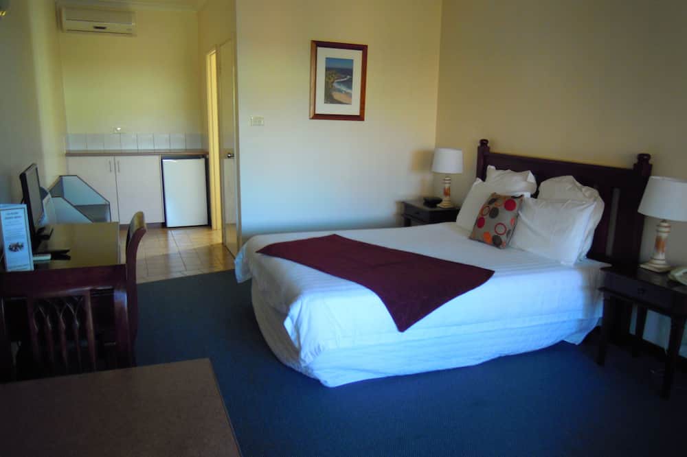 Photo of Bedroom in Walpole