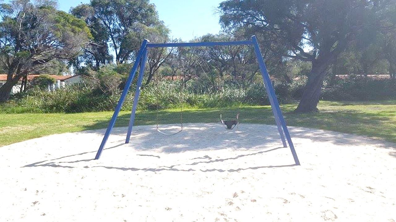 Photo of Others in Emu Point