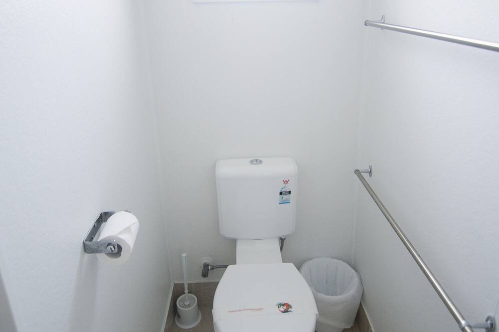 Photo of Bathroom in West Mackay