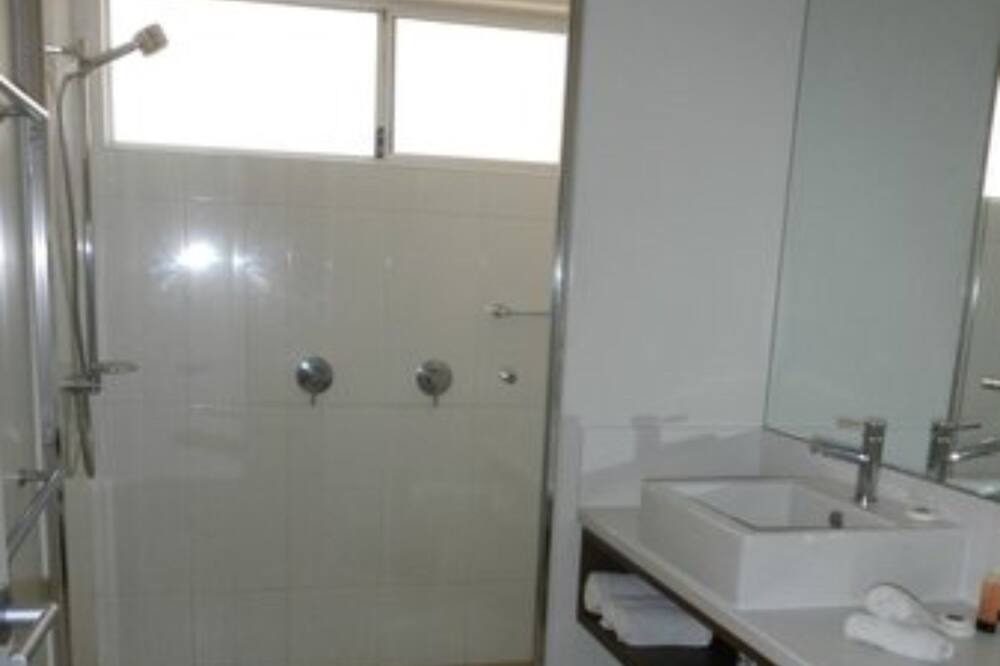 Photo of Bathroom in Beresford