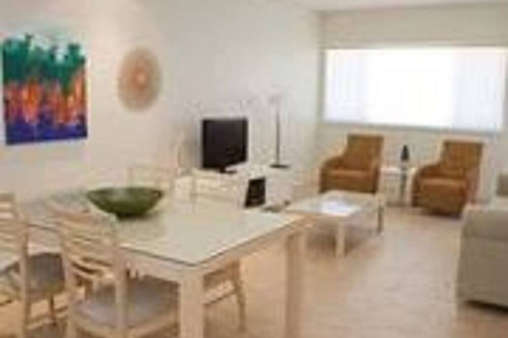 Photo of Livingroom in Beresford