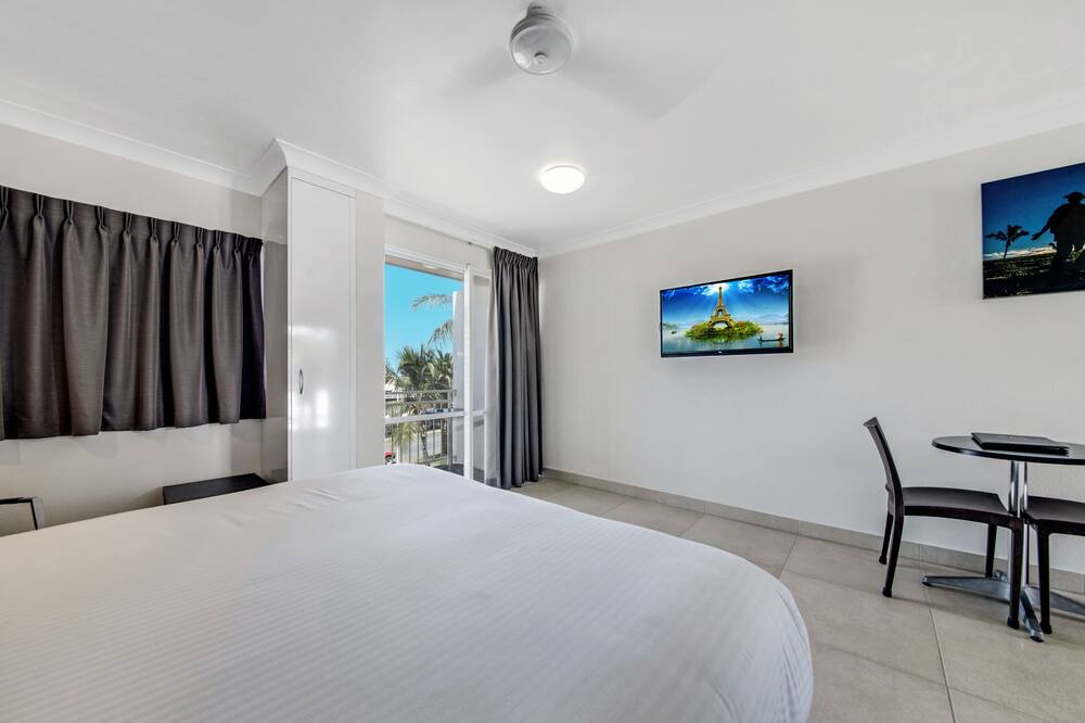 Photo of Livingroom in Emu Park