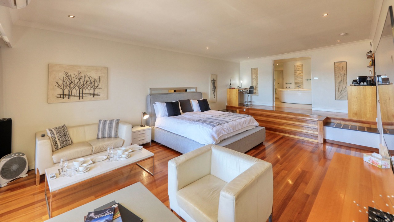 Photo of Bedroom in Penguin