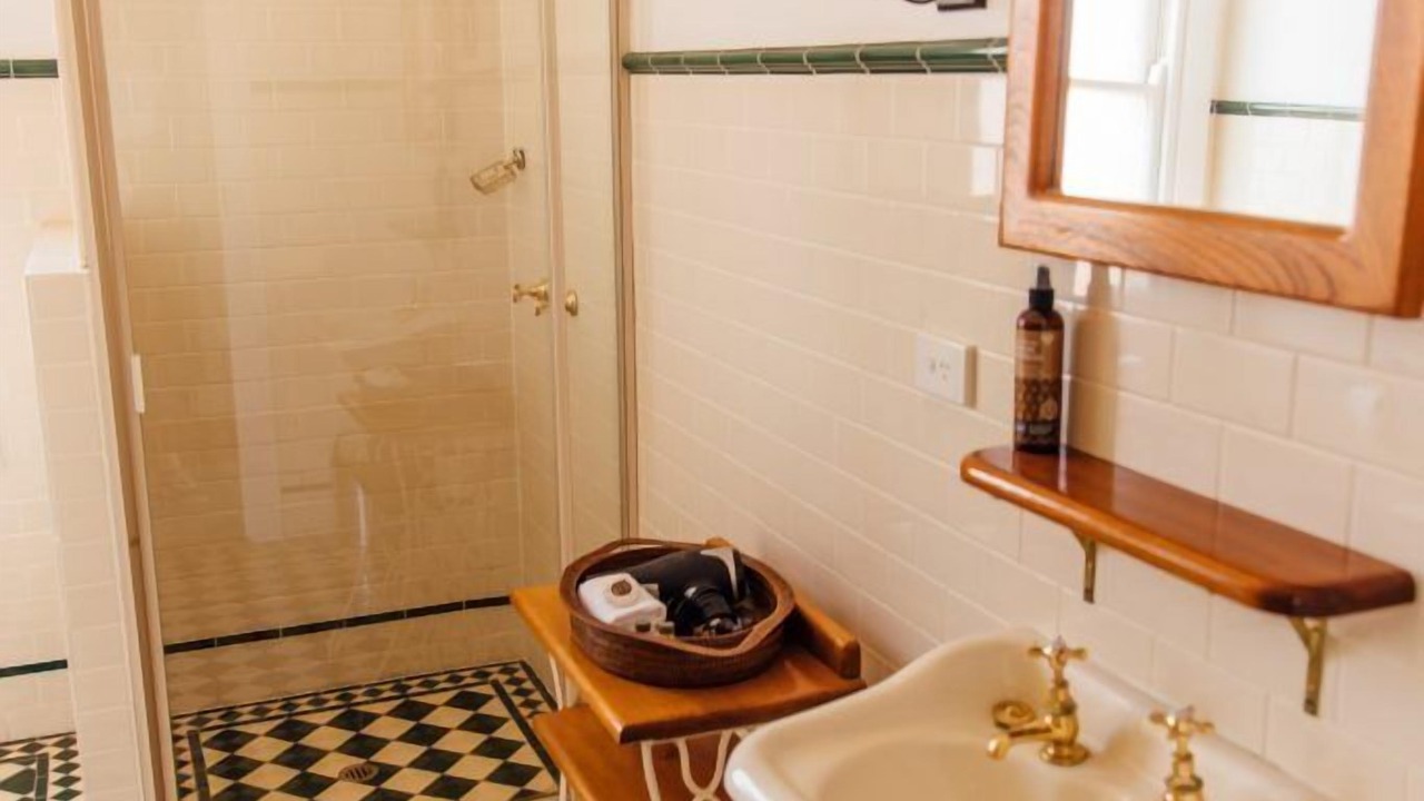 Photo of Bathroom in Armidale