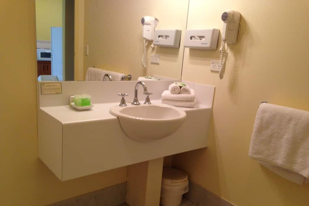 Photo of Bathroom in Warrnambool