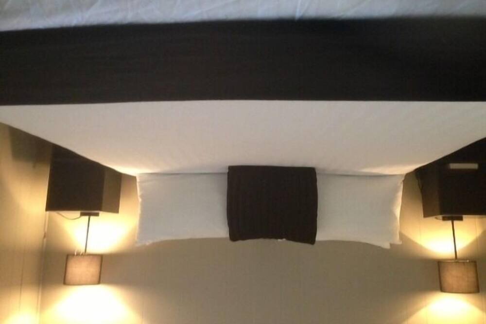 Photo of Bedroom in Horsham