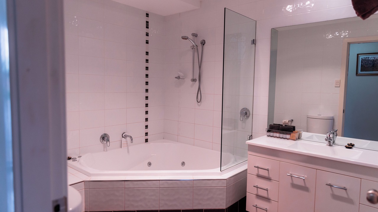 Photo of Bathroom in Scone