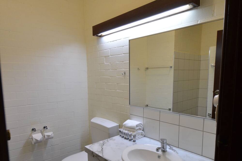 Photo of Bathroom in Esperance