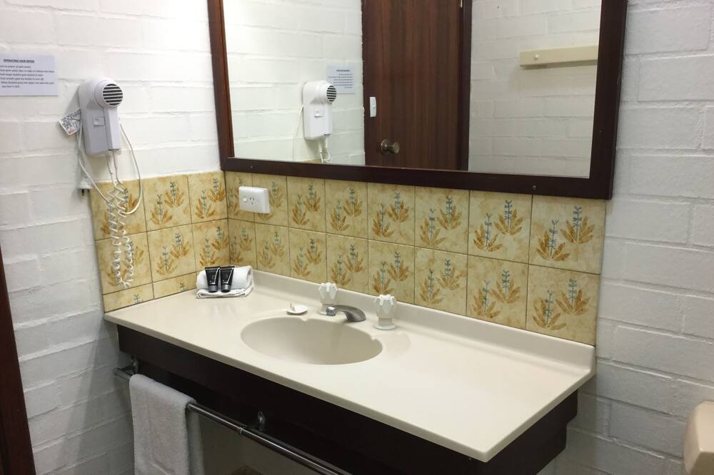 Photo of Bathroom in Esperance