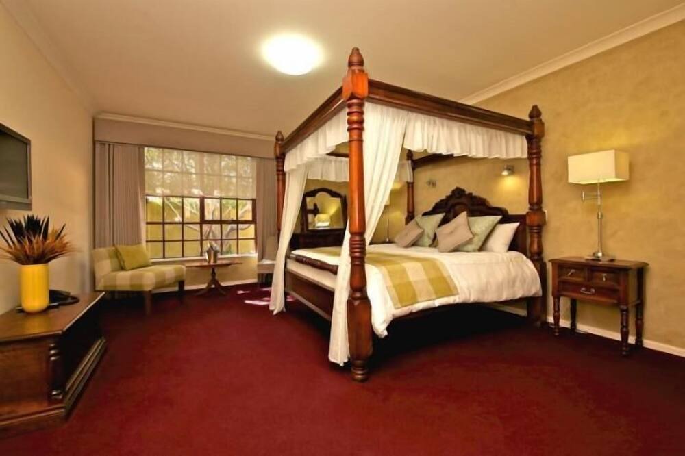 Photo of Bedroom in Mahogany Creek