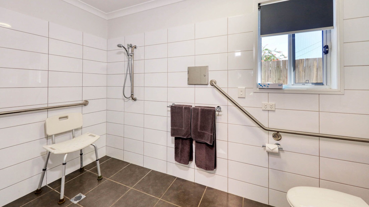 Photo of Bathroom in Emerald