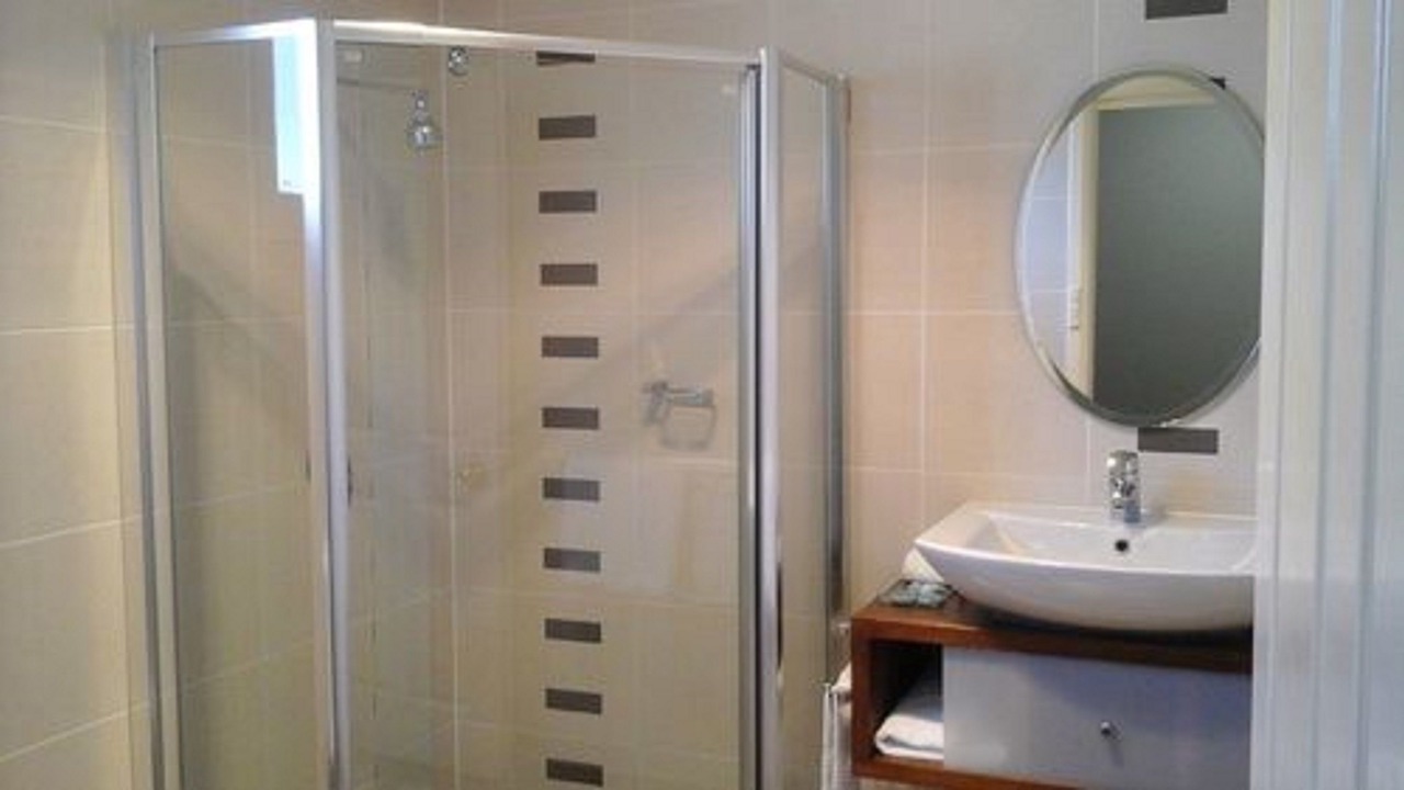 Photo of Bathroom in Goulburn