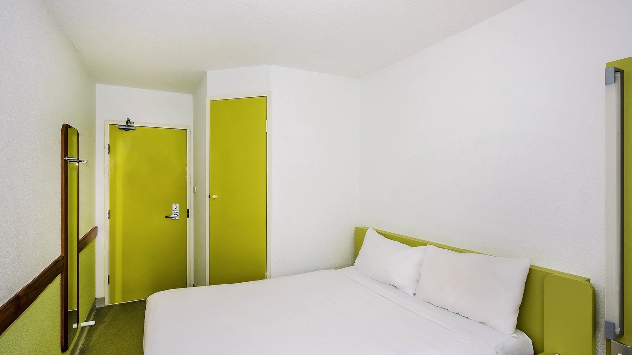 Photo of Bedroom in St Peters