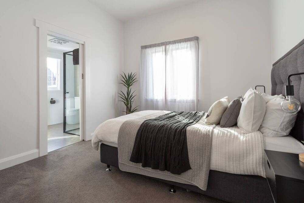 Photo of Bedroom in Launceston CBD