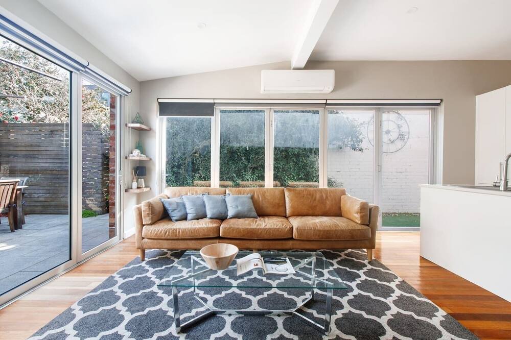Photo of Livingroom in Windsor