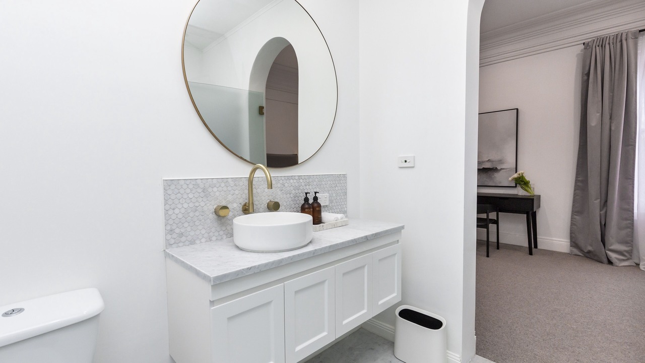 Photo of Bathroom in Sale