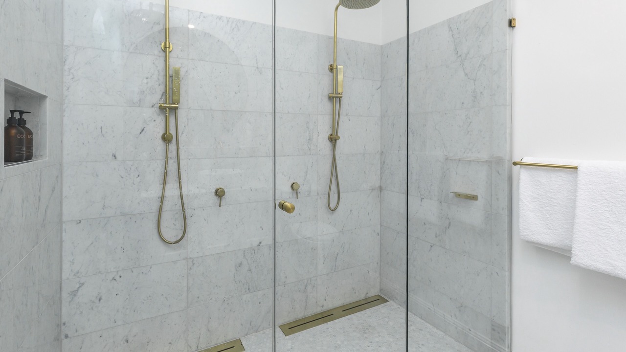 Photo of Bathroom in Sale
