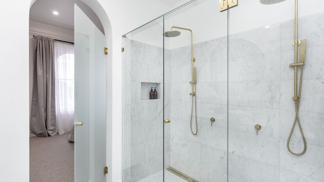 Photo of Bathroom in Sale