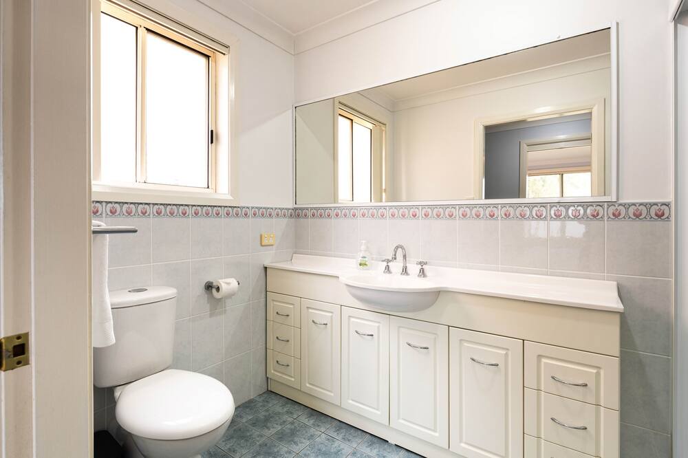 Photo of Bathroom in Berkeley Vale