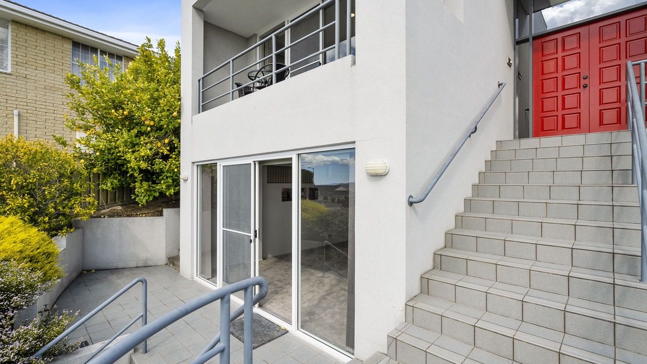 Photo of Outdoor in Sandy Bay