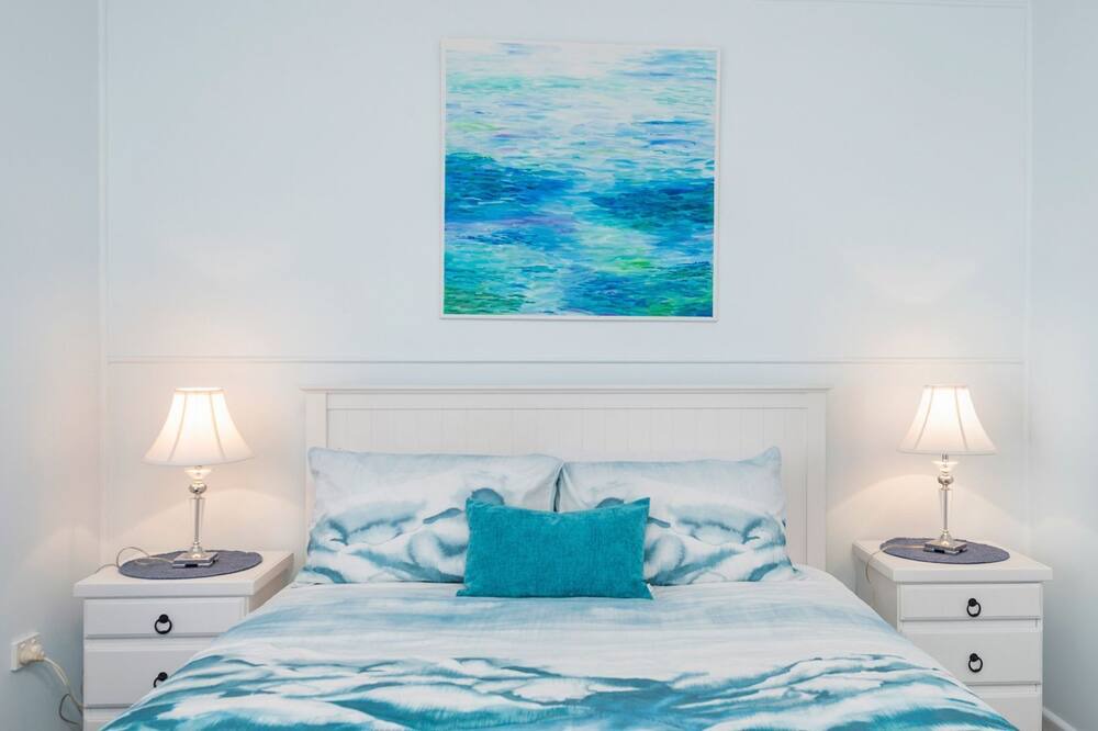 Photo of Bedroom in Shoal Bay