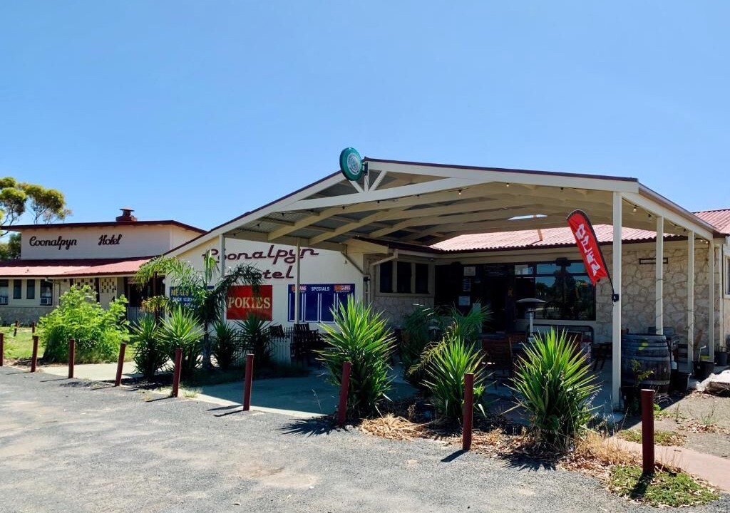 Photo of Outdoor in Coneybeer