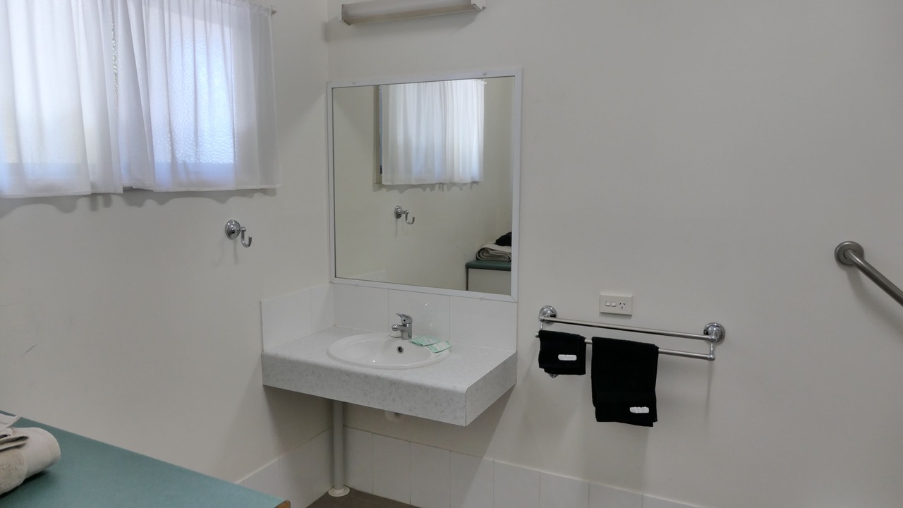 Photo of Bathroom in Mount Isa City