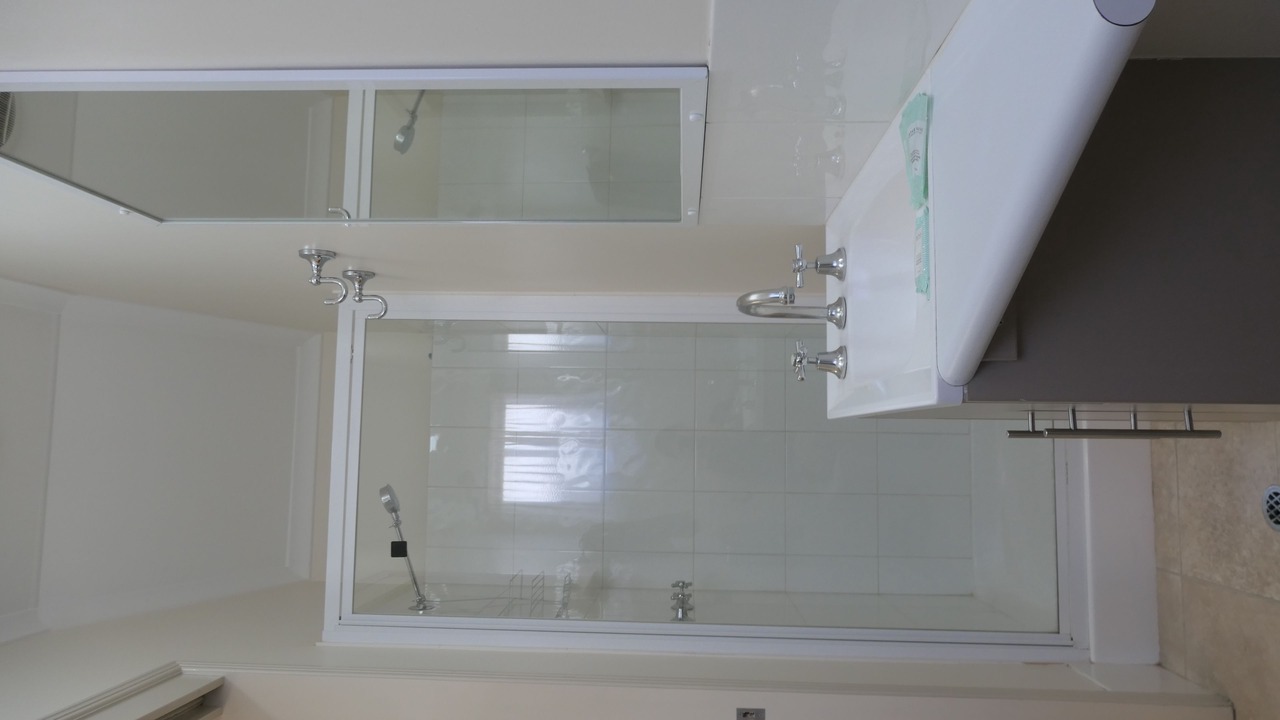 Photo of Bathroom in Mount Isa City