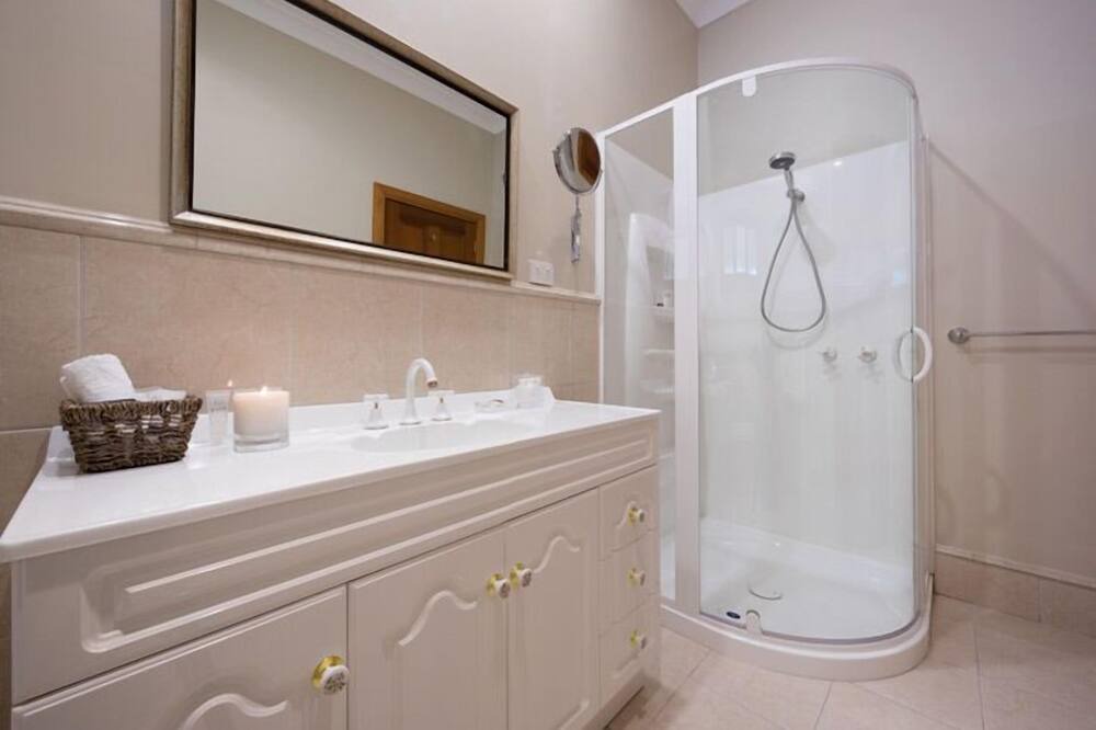 Photo of Bathroom in Wattle Grove