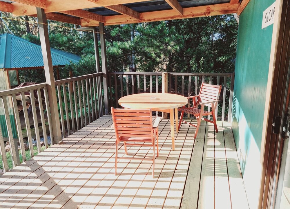 Photo of Patio Balcony in Claude Road