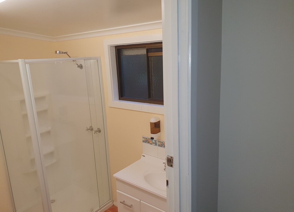 Photo of Bathroom in Claude Road
