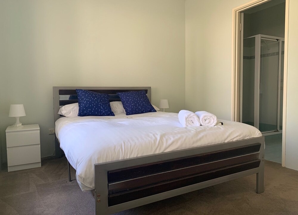 Photo of Bedroom in Albany