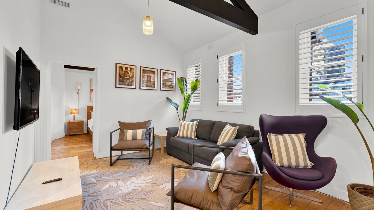 Photo of Livingroom in Chinatown