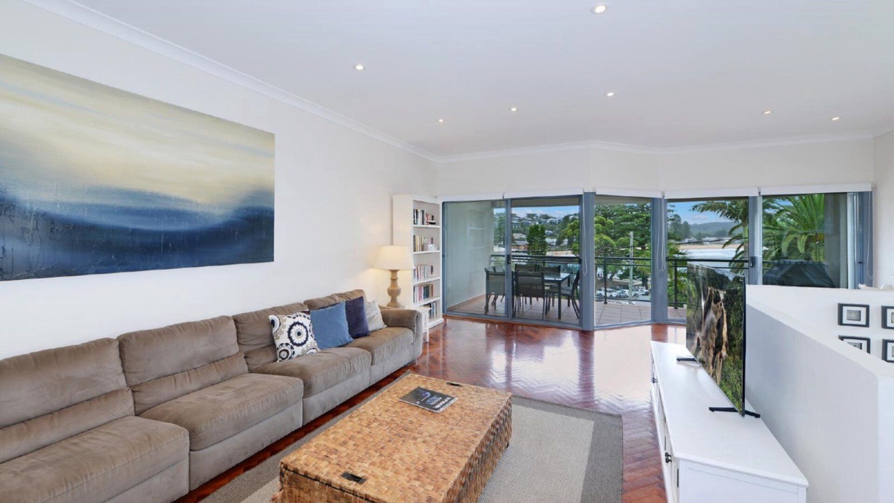 Photo of Livingroom in Avoca Beach
