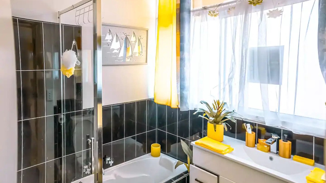 Photo of Bathroom in West Lakes