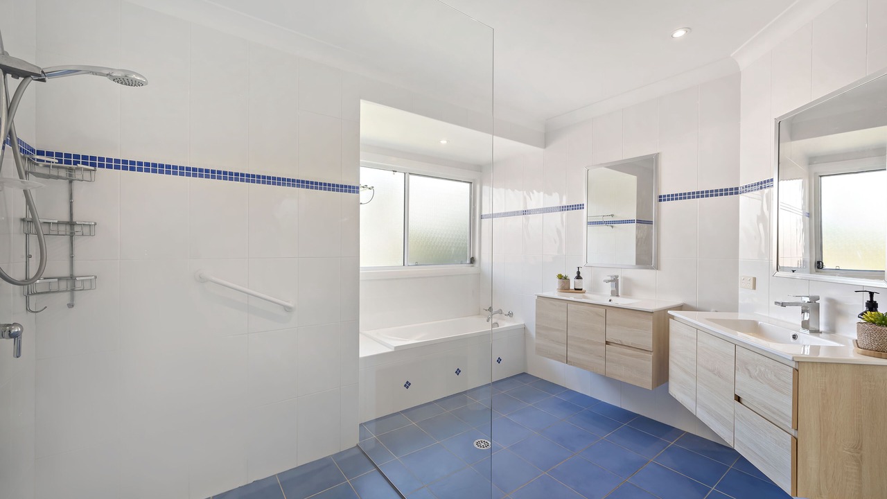Photo of Bathroom in Fingal Bay
