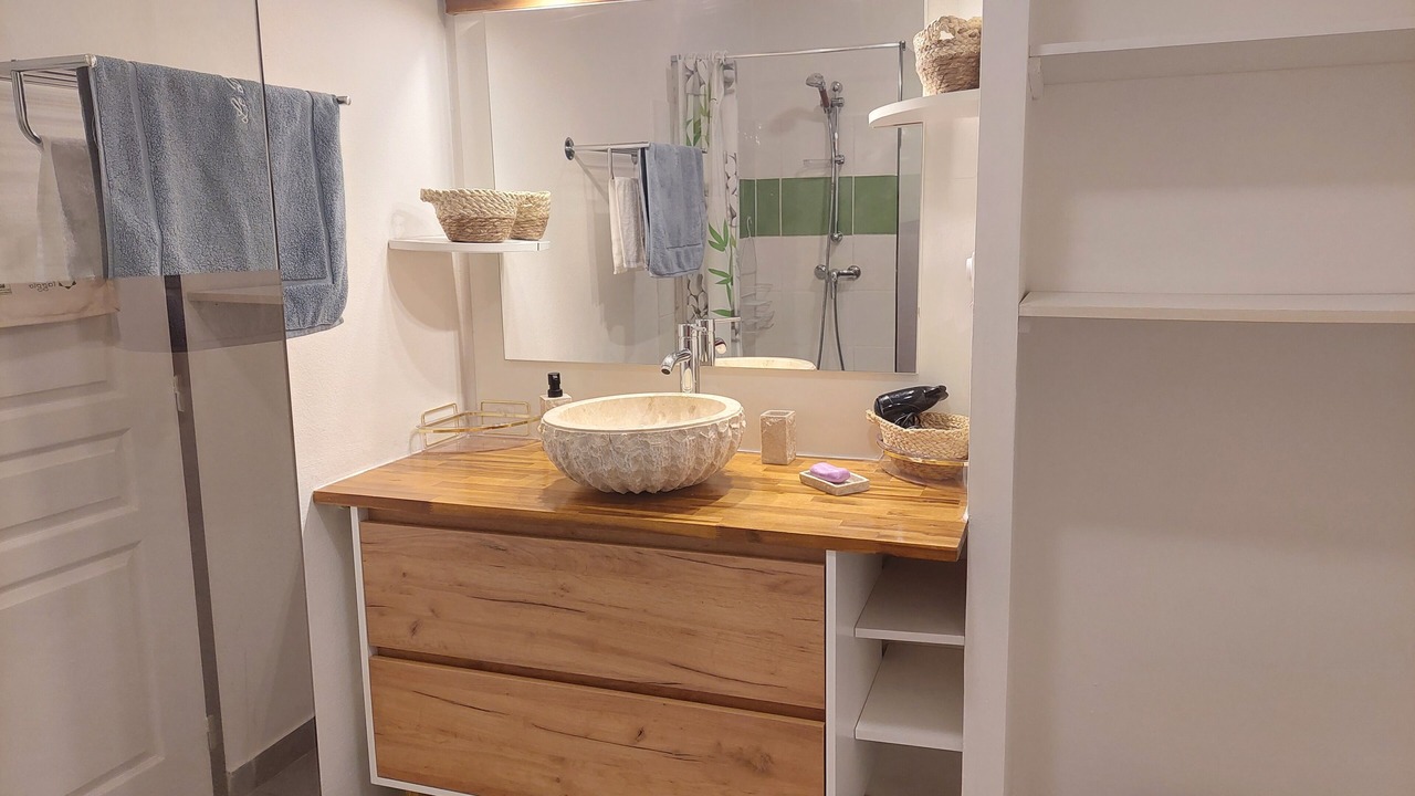 Photo of Bathroom in Remire Montjoly