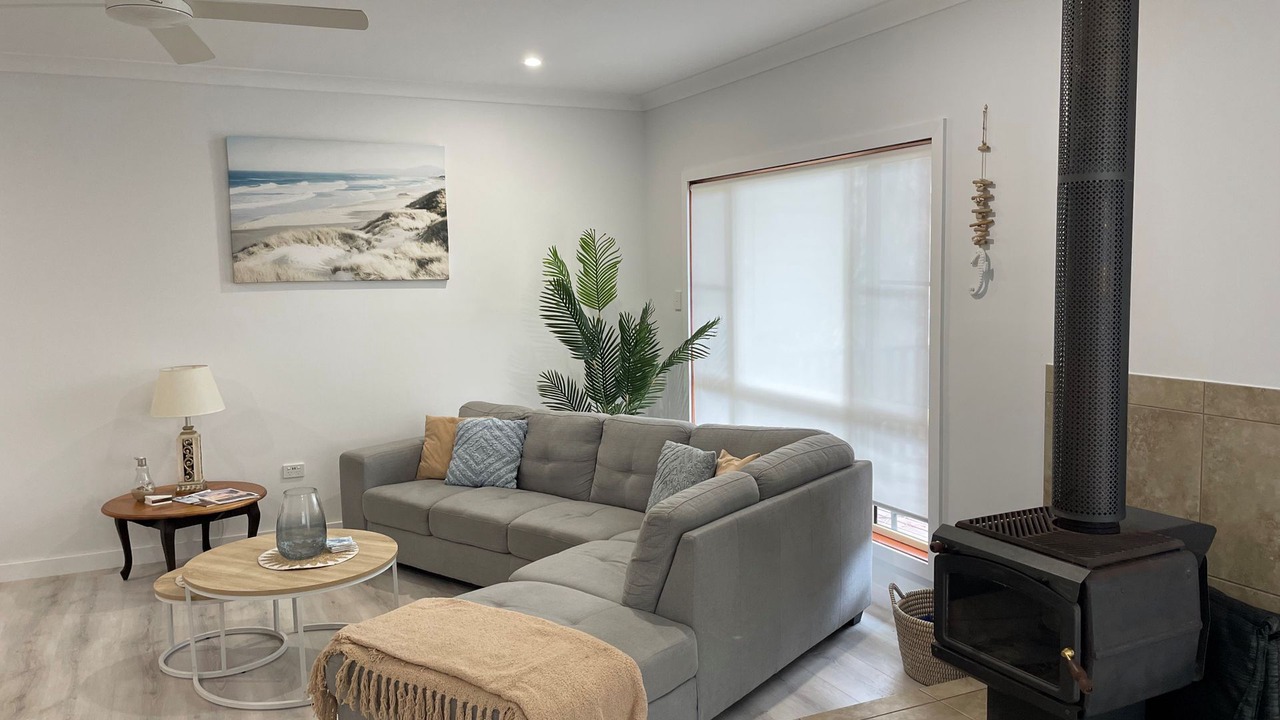 Photo of Livingroom in Smiths Lake