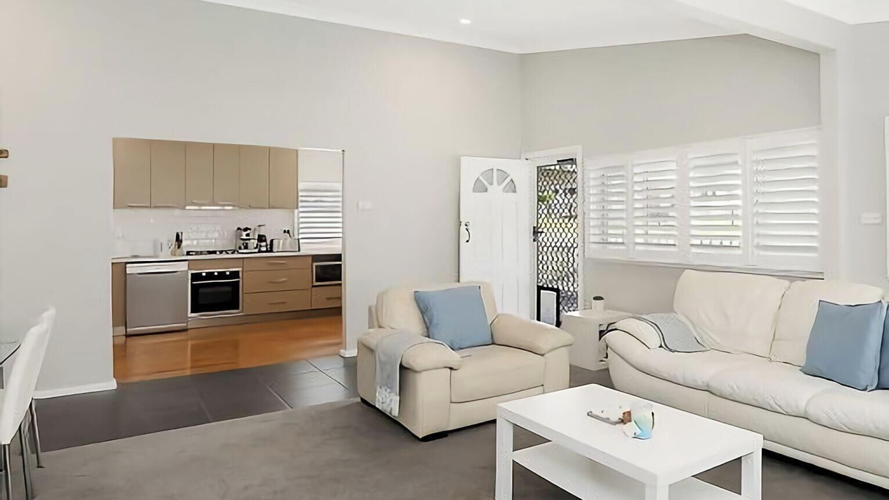 Photo of Livingroom in Mannering Park