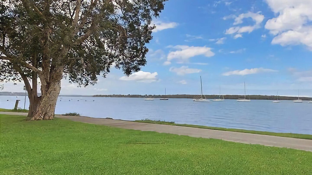 Photo of Others in Mannering Park
