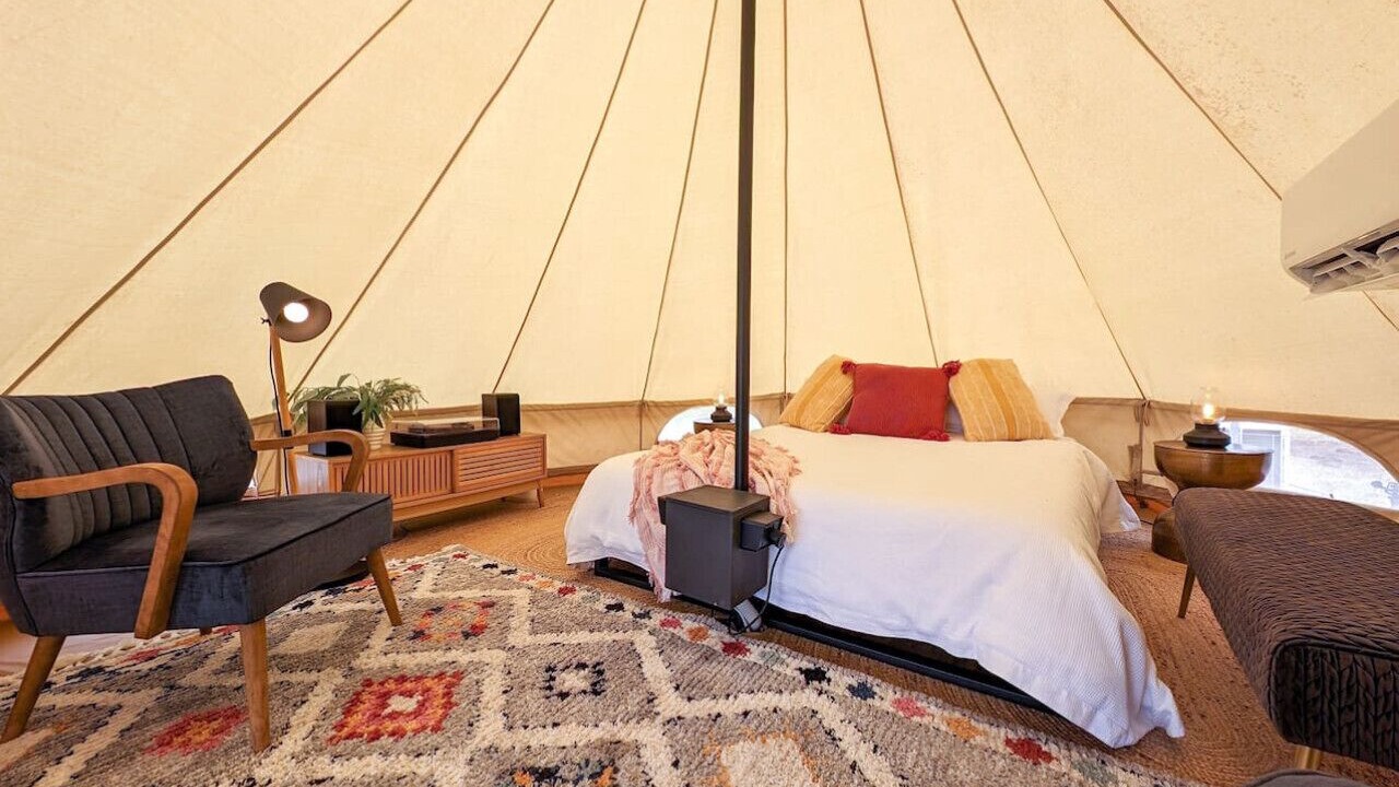 Photo of Bedroom in Broke