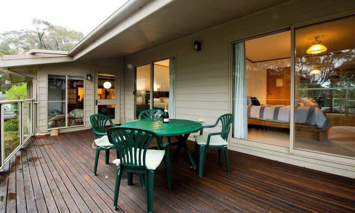 Photo of Outdoor in Rosedale
