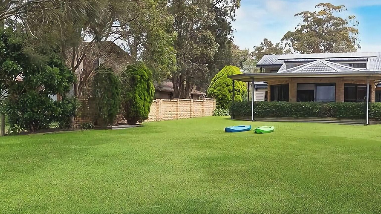 Photo of Outdoor in Mannering Park