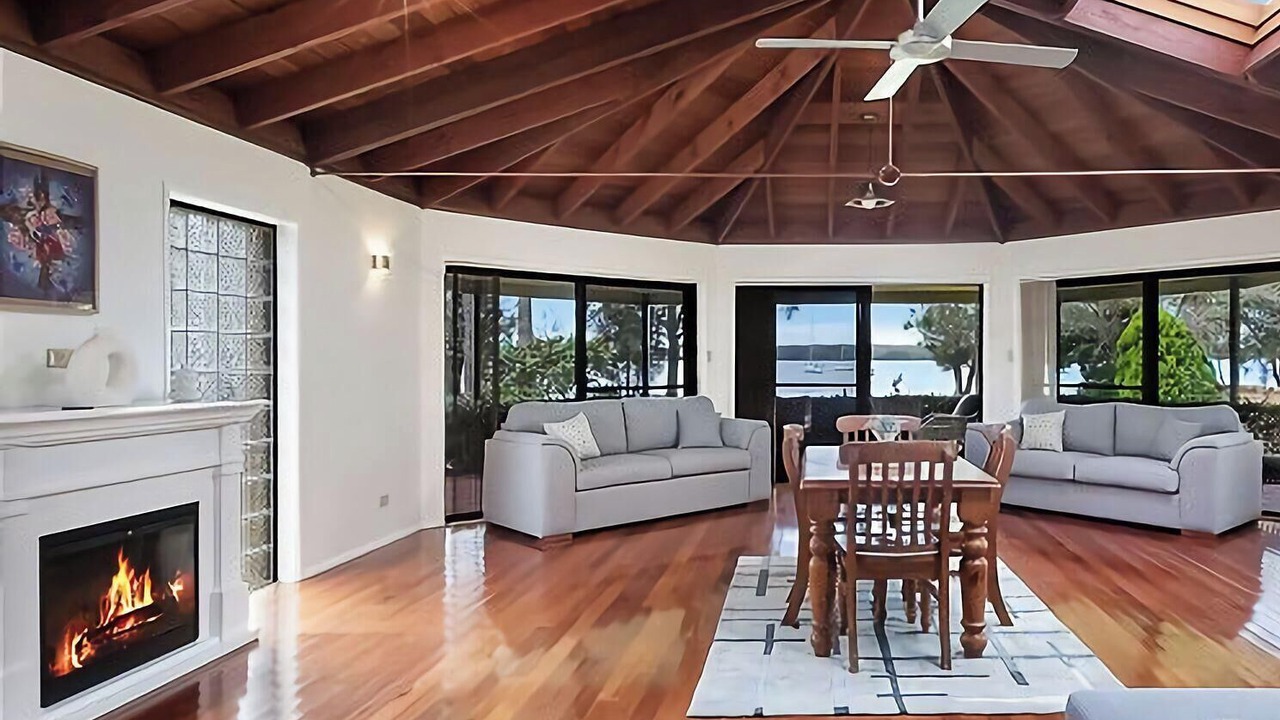 Photo of Livingroom in Mannering Park