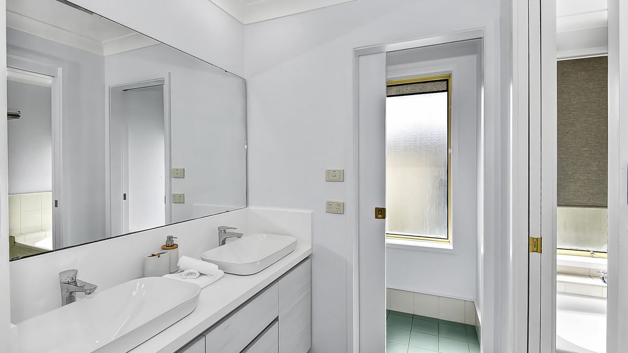 Photo of Bathroom in The Entrance North