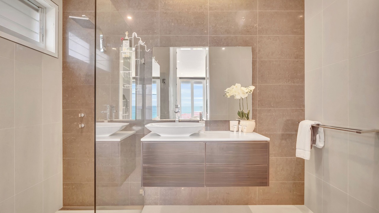 Photo of Bathroom in The Entrance North