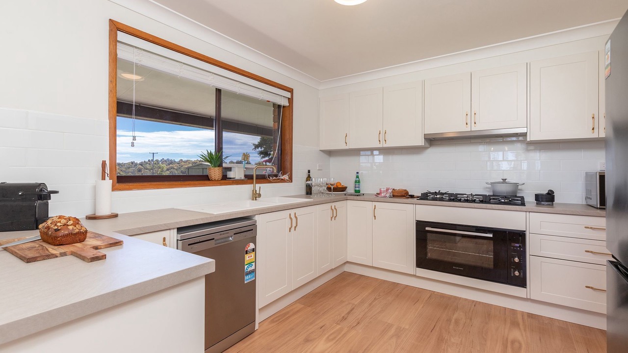 Photo of Kitchen in Coomba Park